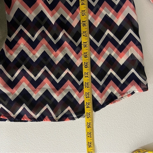 Living Doll Blouse Semi Sheer Women's Large Chevron Pattern 3/4 Sleeves V-Neck - Picture 10 of 10